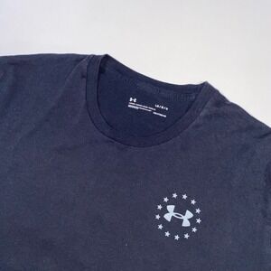 Under Armour Men Loose Fit Heatgear T Shirt Black Freedom Flag LG